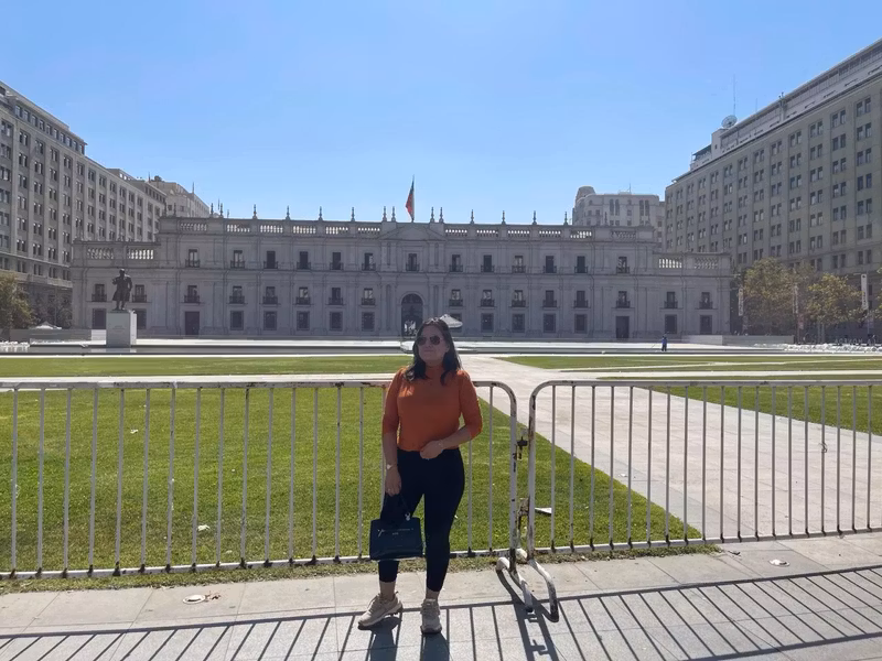 Santiago Private Tour - La Moneda Palace
