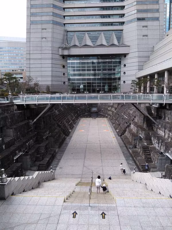 Yokohama Private Tour - Dockyard Garden