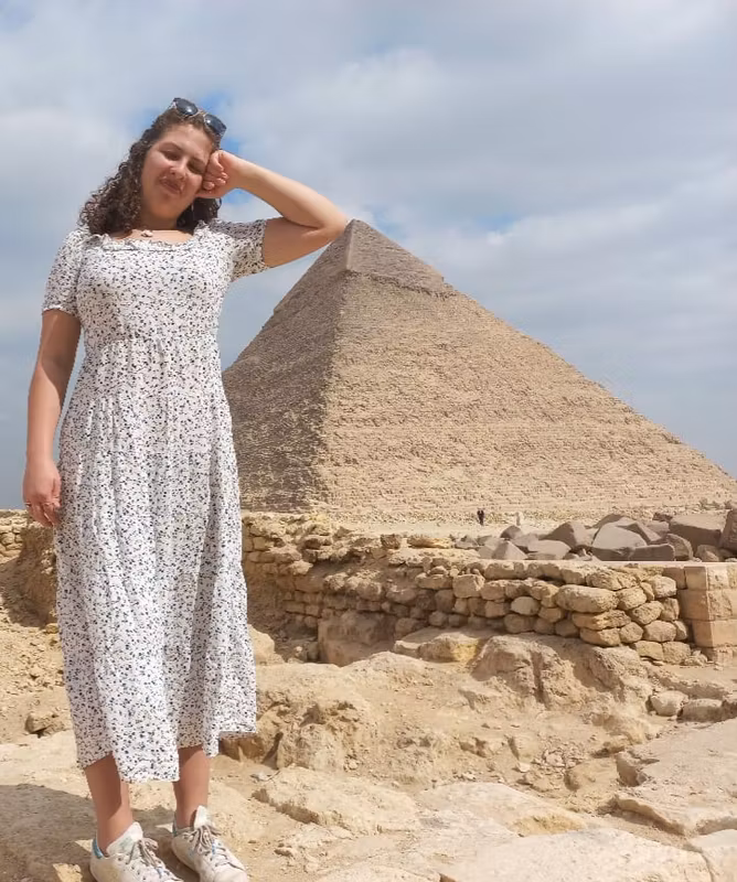 Cairo Private Tour - Enjoy your nap on the pyramid!