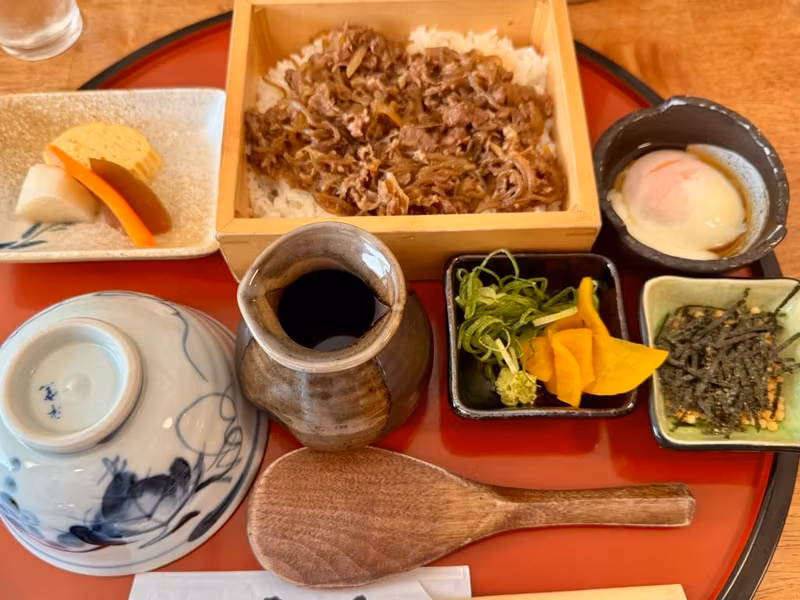 Osaka Private Tour - Ready for a delicious local lunch?