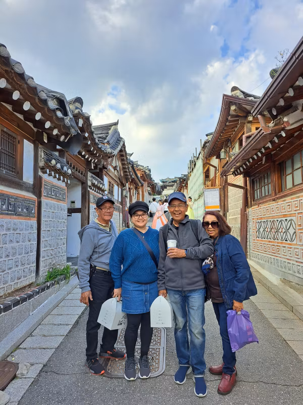 Seoul Private Tour - Bukchon Hanok Village
