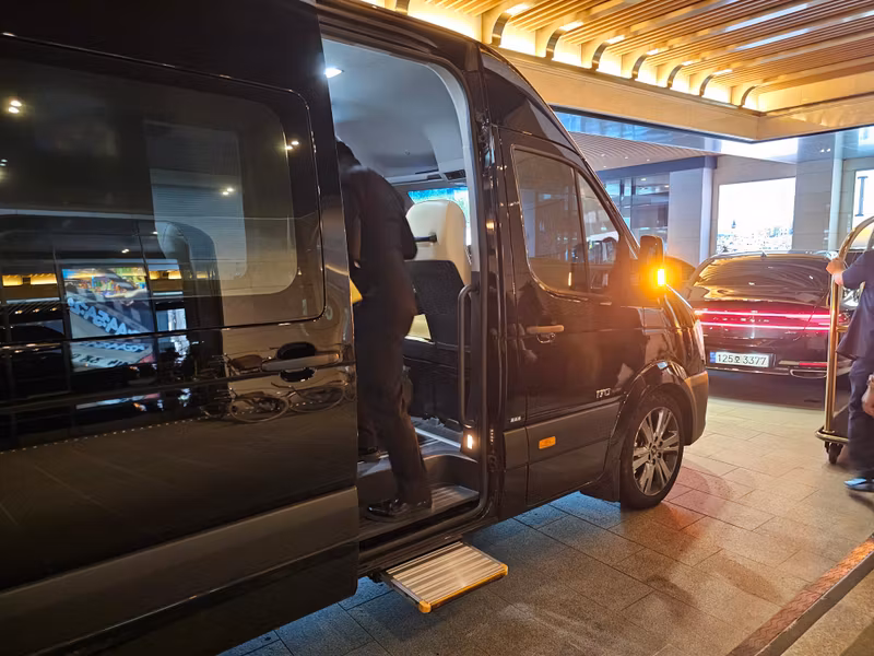 Busan Private Tour - Spacious & Comfortable Van