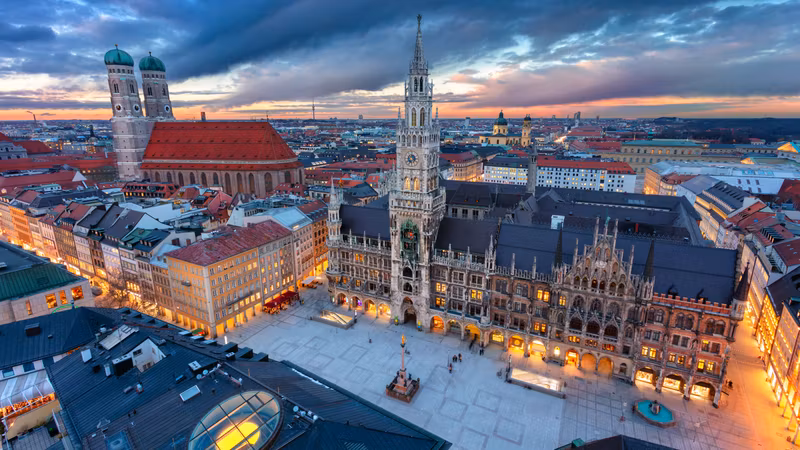 Bavaria Private Tour - München Marienplatz