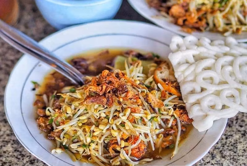 Surabaya Private Tour - Lontong Balap Rajawali