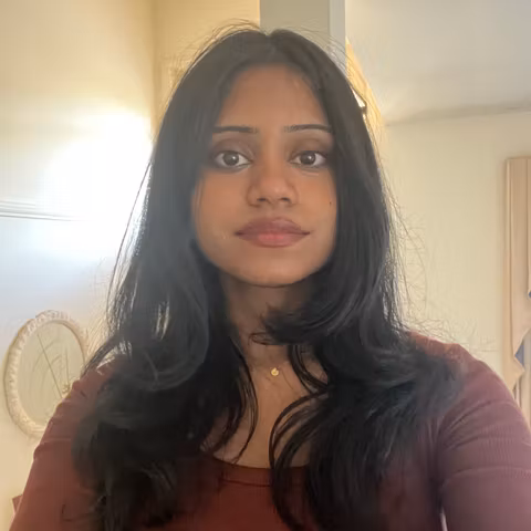 Diviya T.