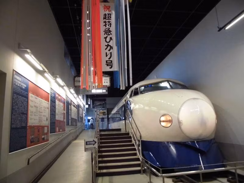 Saitama Private Tour - Le premier modèle de Shinkansen en1964