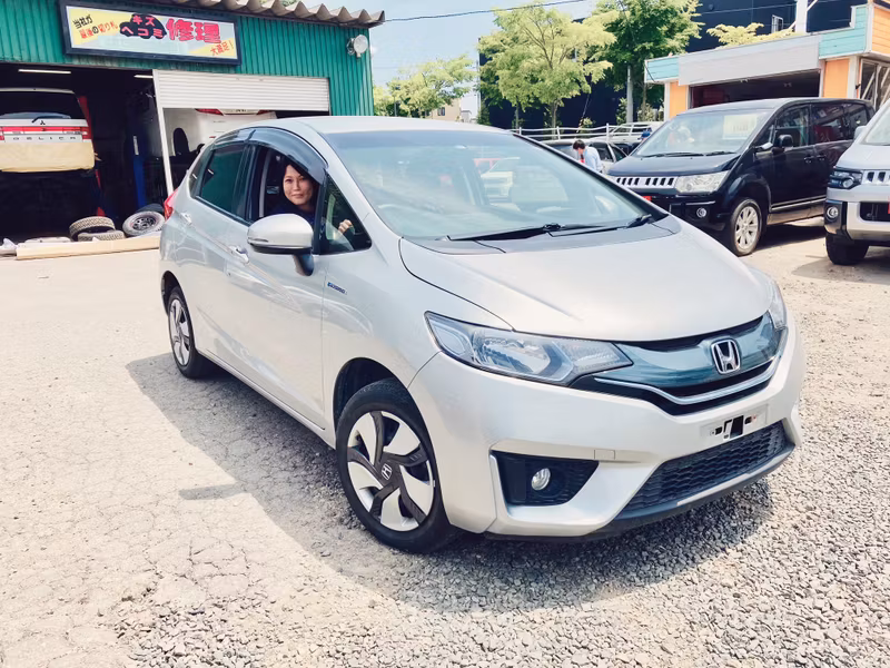Yokohama Private Tour - This small car will bring you to Kamakura